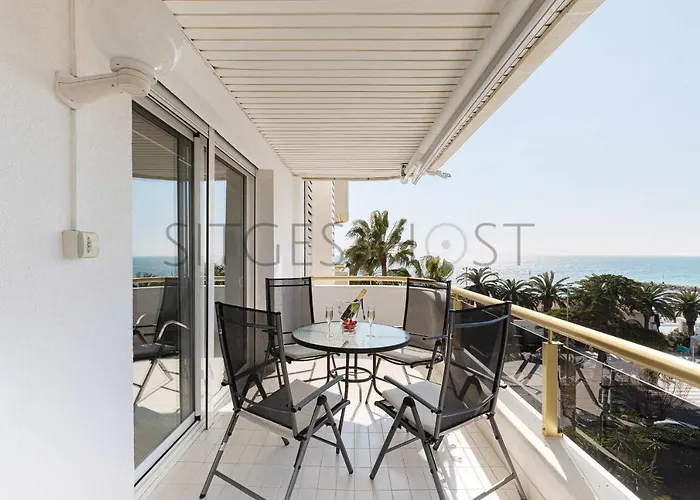 Arena - Dos Piscinas Frente Al Mar 锡切斯